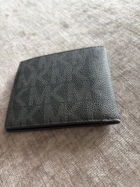 Michael Kors Black Textured Leather Bi-Fold Wallet